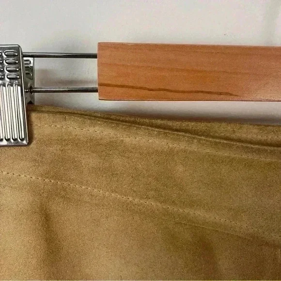 BANANA REPUBLIC  Y2K  Size 6 Tan Leather/Suede Front Slit  Skirt VINTAGE - Picture 3 of 15